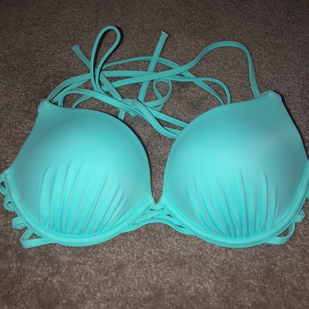 Bikini top